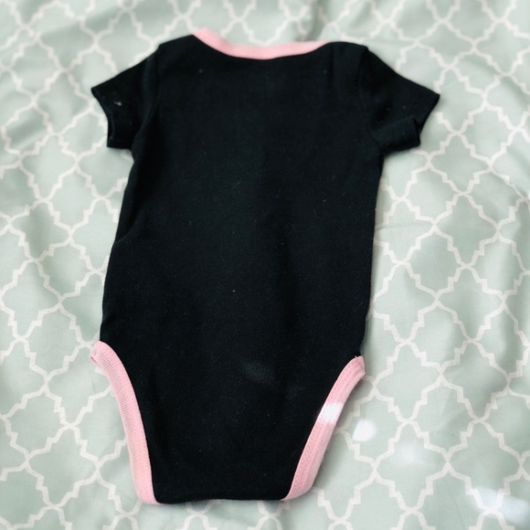 Onsie - Picture 6 of 7